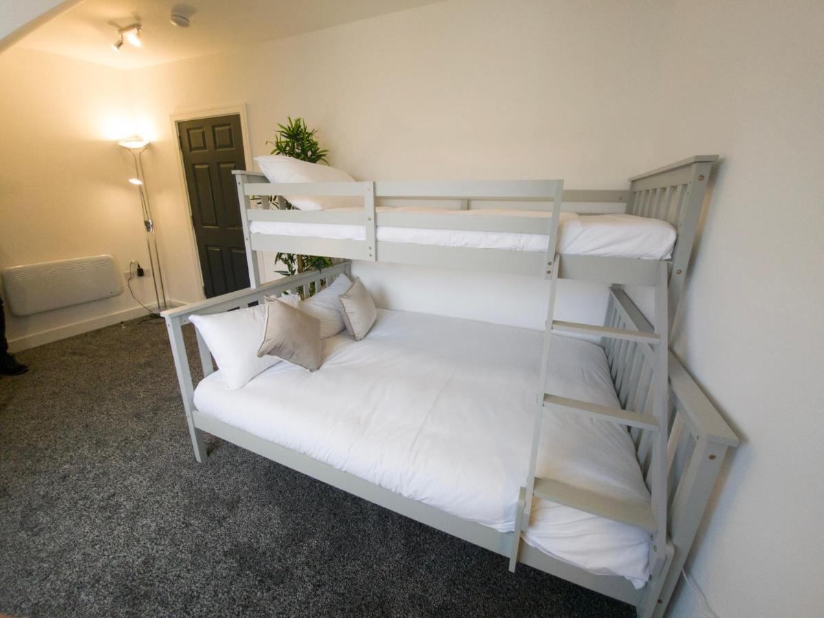 Principality Suites; Three Bed By Property Promise Cardiff Bagian luar foto