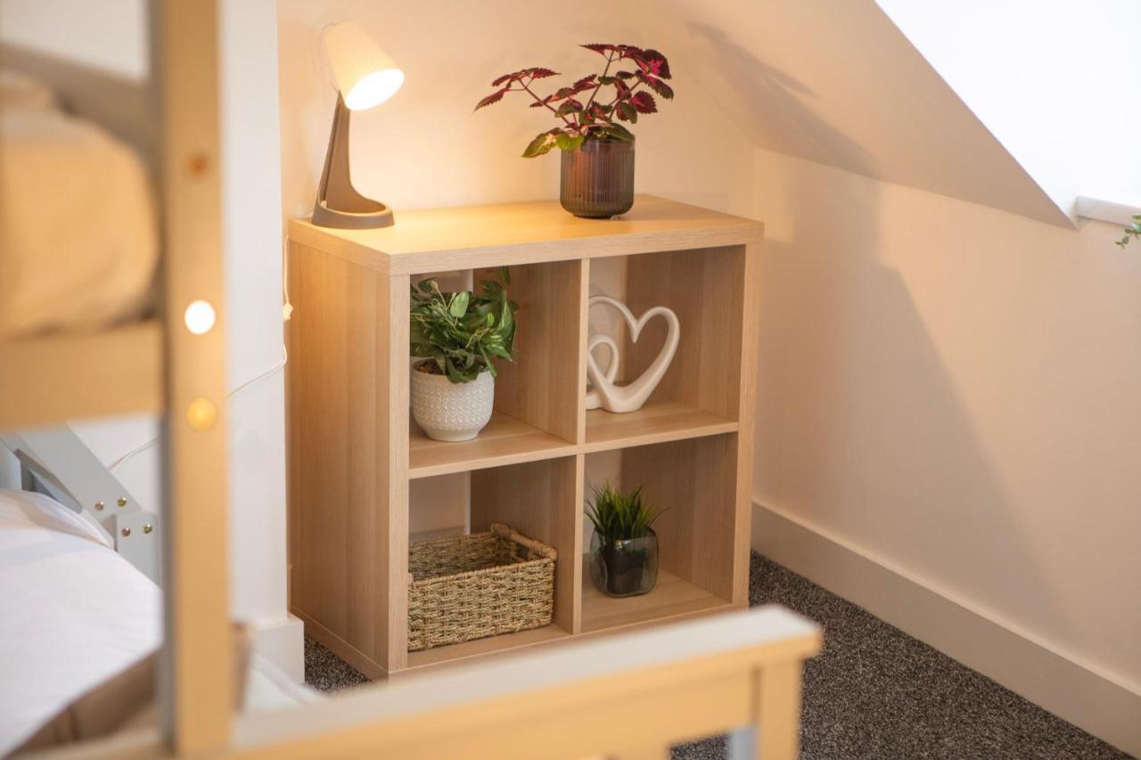 Principality Suites; Three Bed By Property Promise Cardiff Bagian luar foto