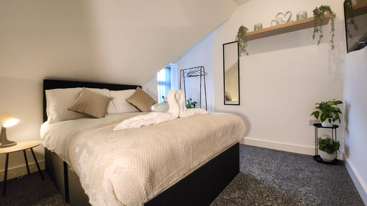 Principality Suites; Three Bed By Property Promise Cardiff Bagian luar foto