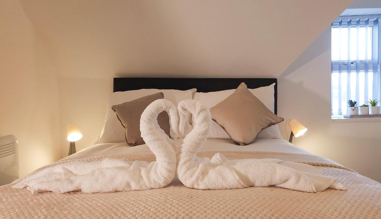 Principality Suites; Three Bed By Property Promise Cardiff Bagian luar foto