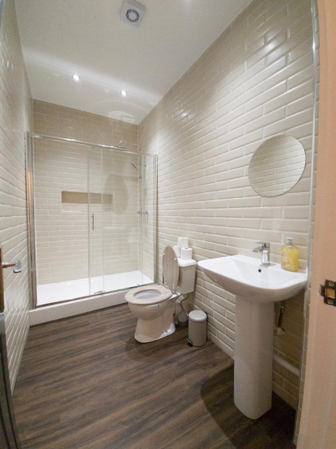 Principality Suites; Three Bed By Property Promise Cardiff Bagian luar foto